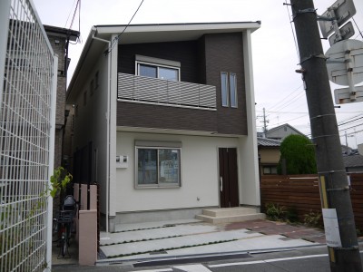 008